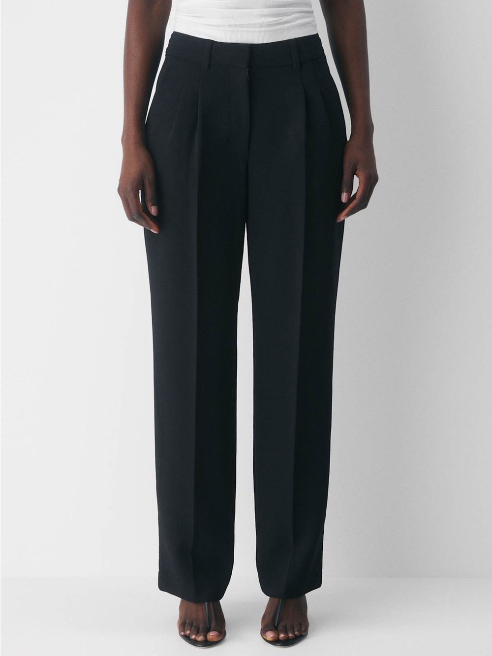 nwot Aritzia (Wilfred) Effortless pant curve fit 12 reg